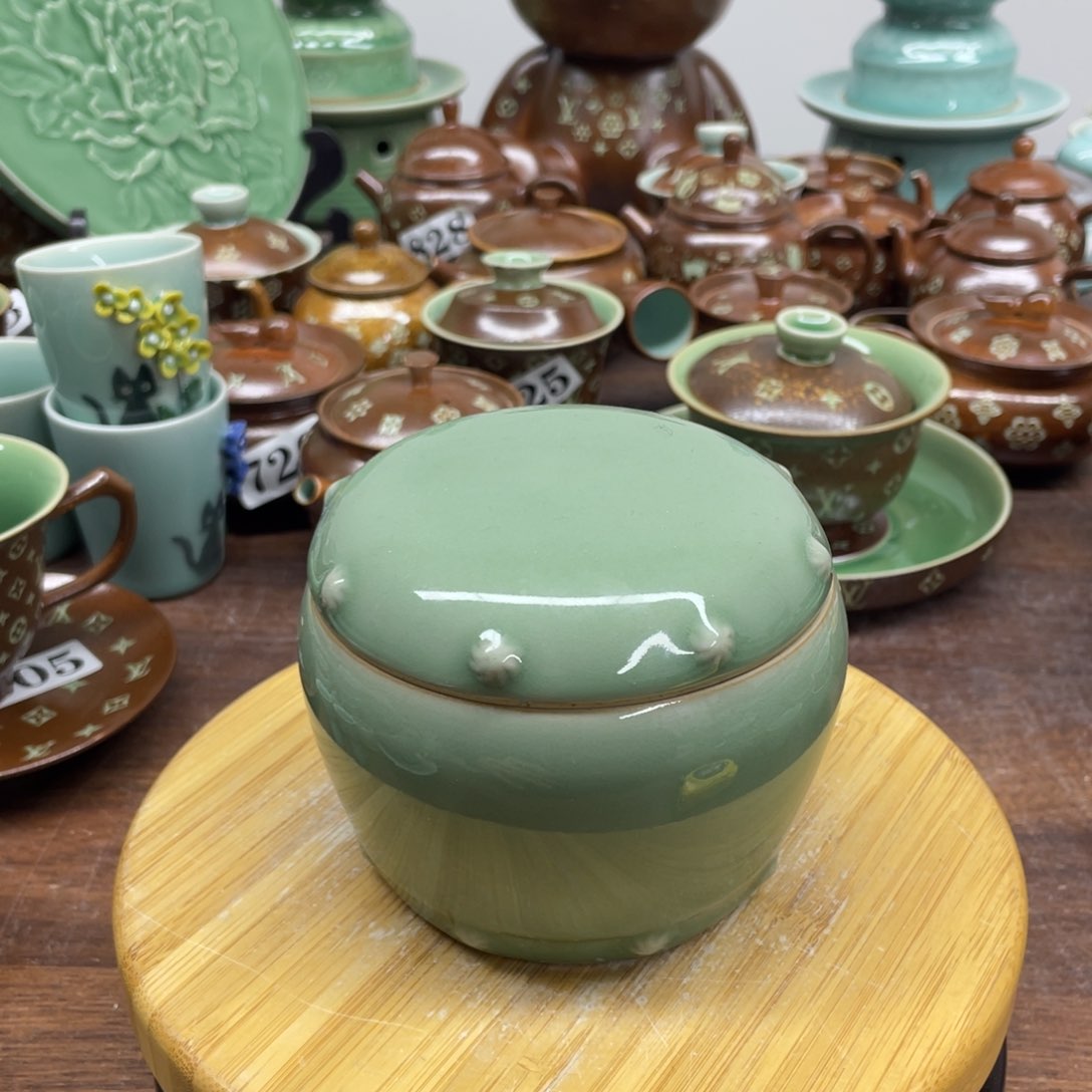 微瑕特价青瓷青瓷