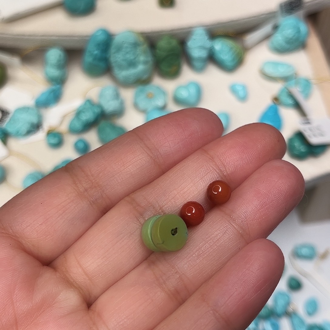 海***洋南红玛瑙未镶嵌珠宝半成品