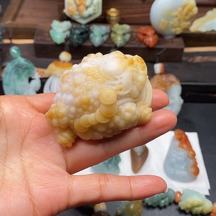 黄***园定制翡翠未镶嵌毛货抛光