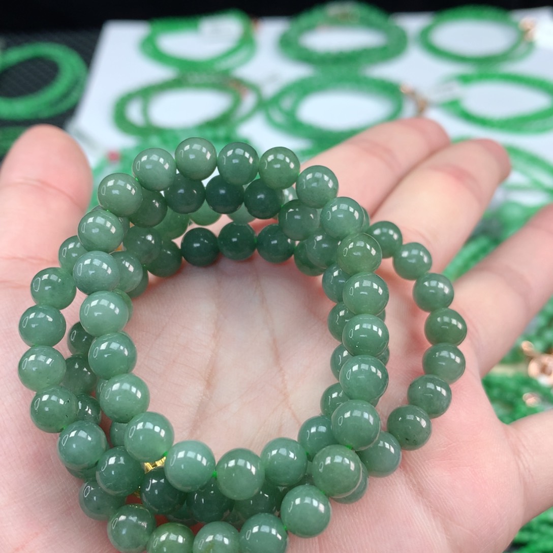 翡翠手链未镶嵌翡翠