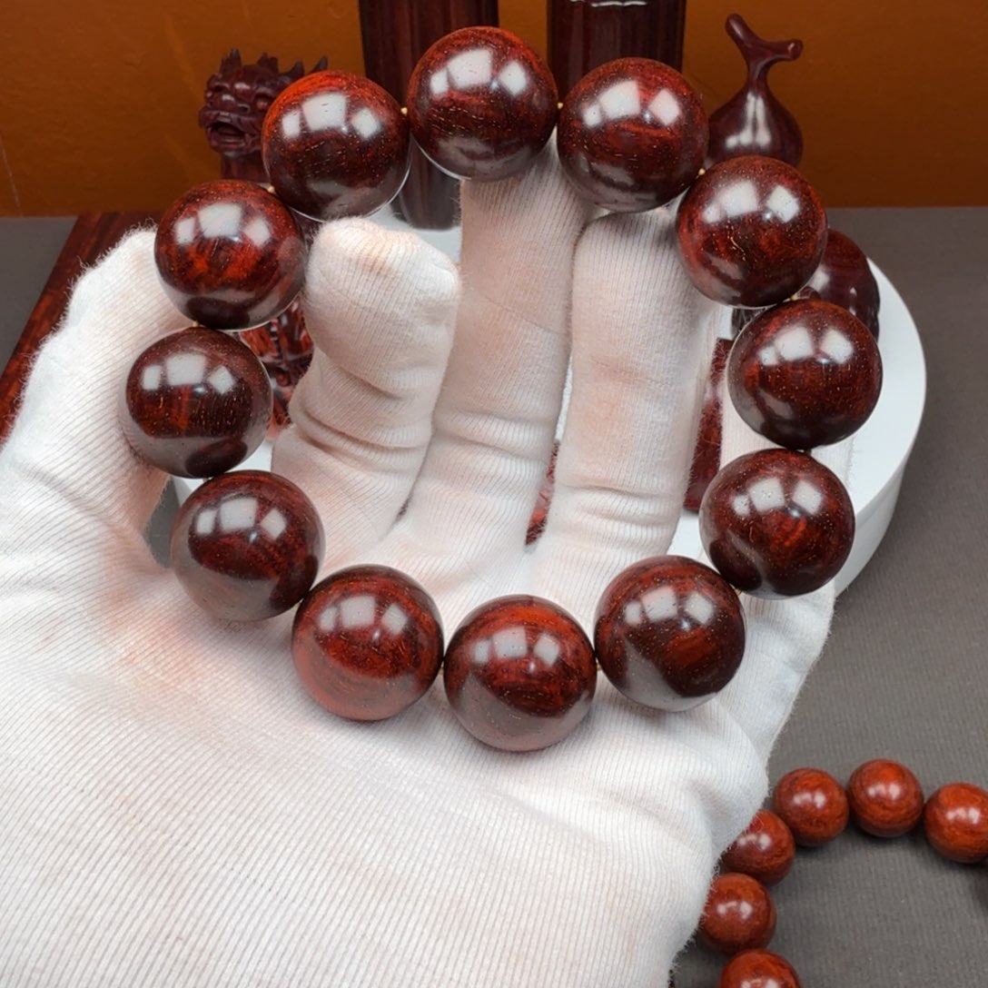 T***、小叶紫檀手串/手链琴料20龙鳞满星顶泥毕业款