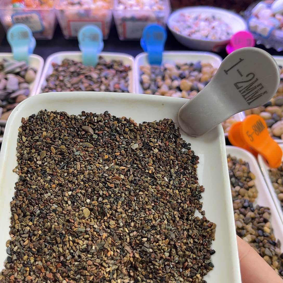 纯天然的溪流沙1-2mm150斤