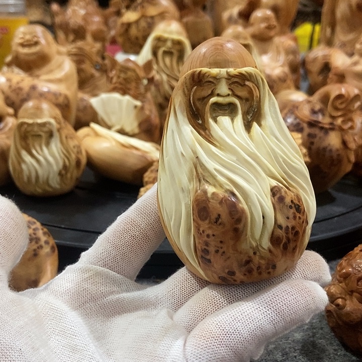 柏木（崖柏）留疤寿星