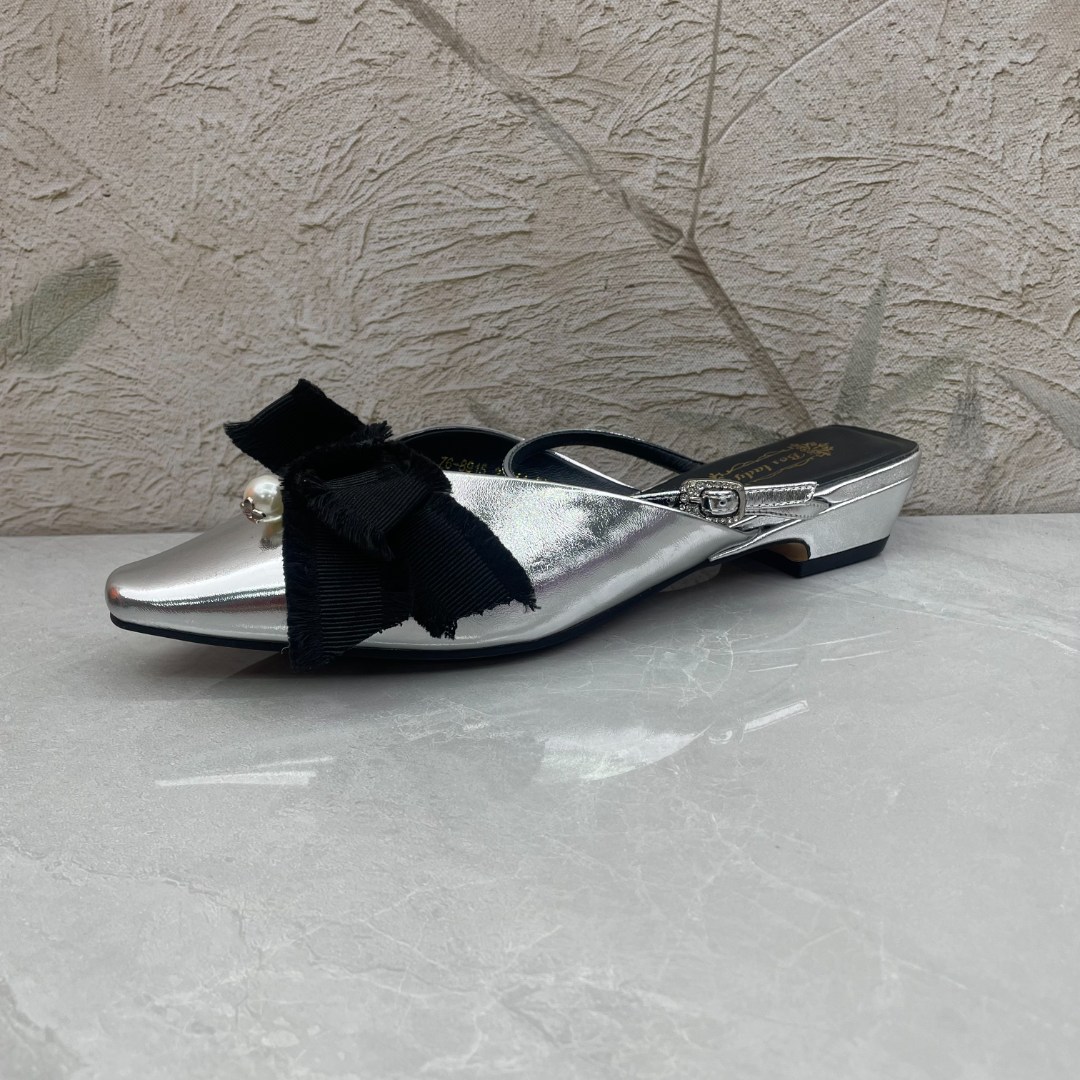 拖鞋女    76-8915（孤品）b区36/39码