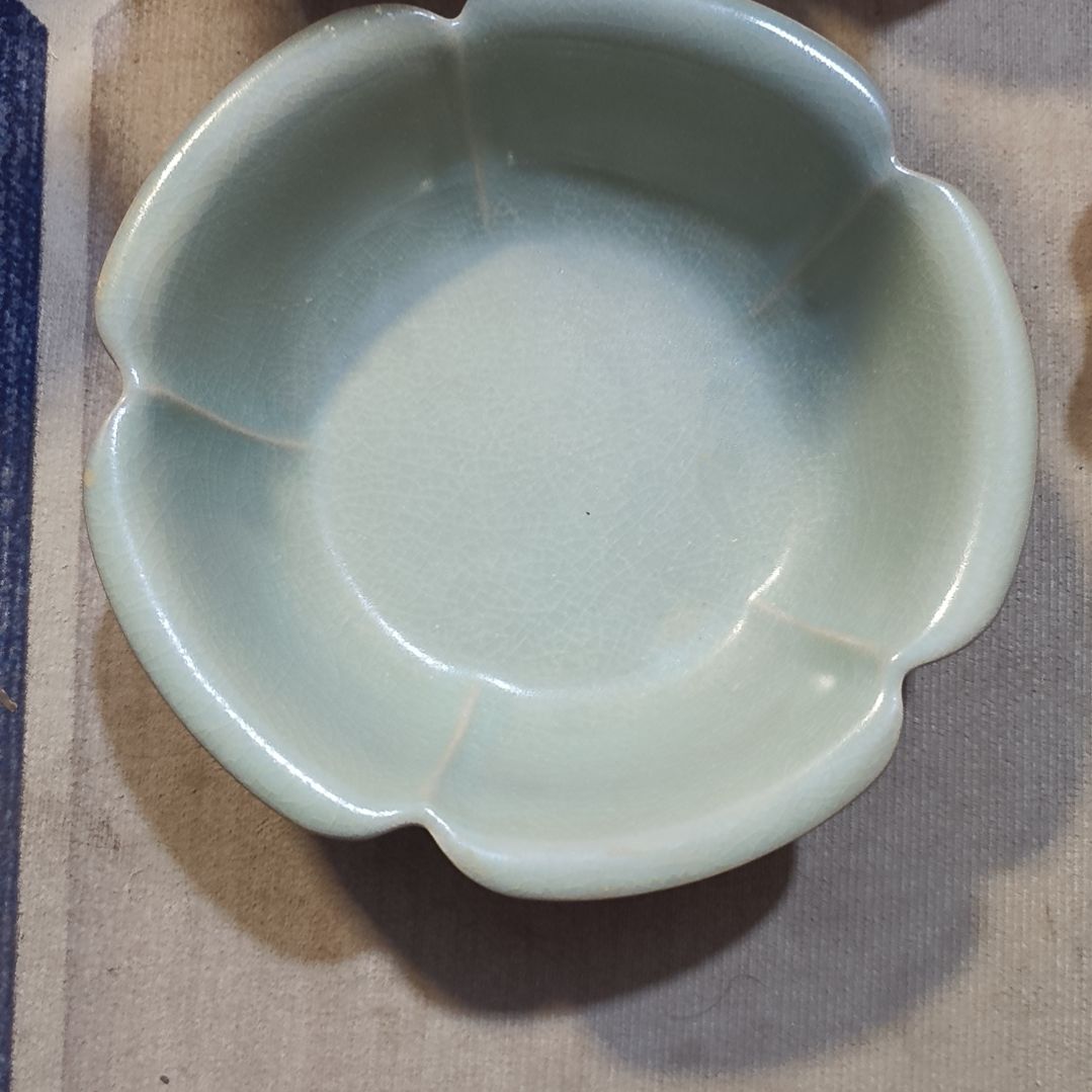 摆件瓷器放大漏给您发货了吗