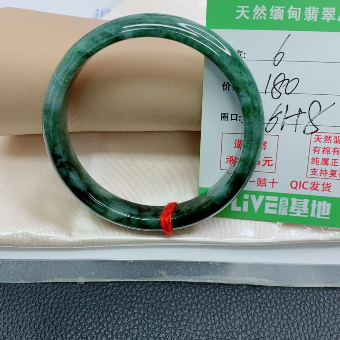 翡翠未镶嵌手镯天然翡翠6