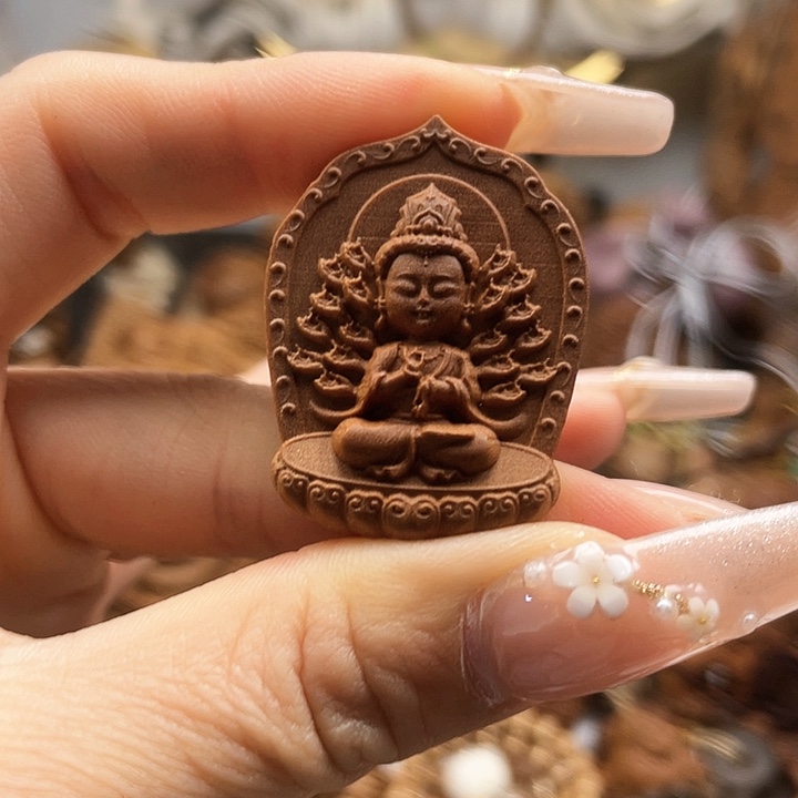 檀香木千手观音老山檀香