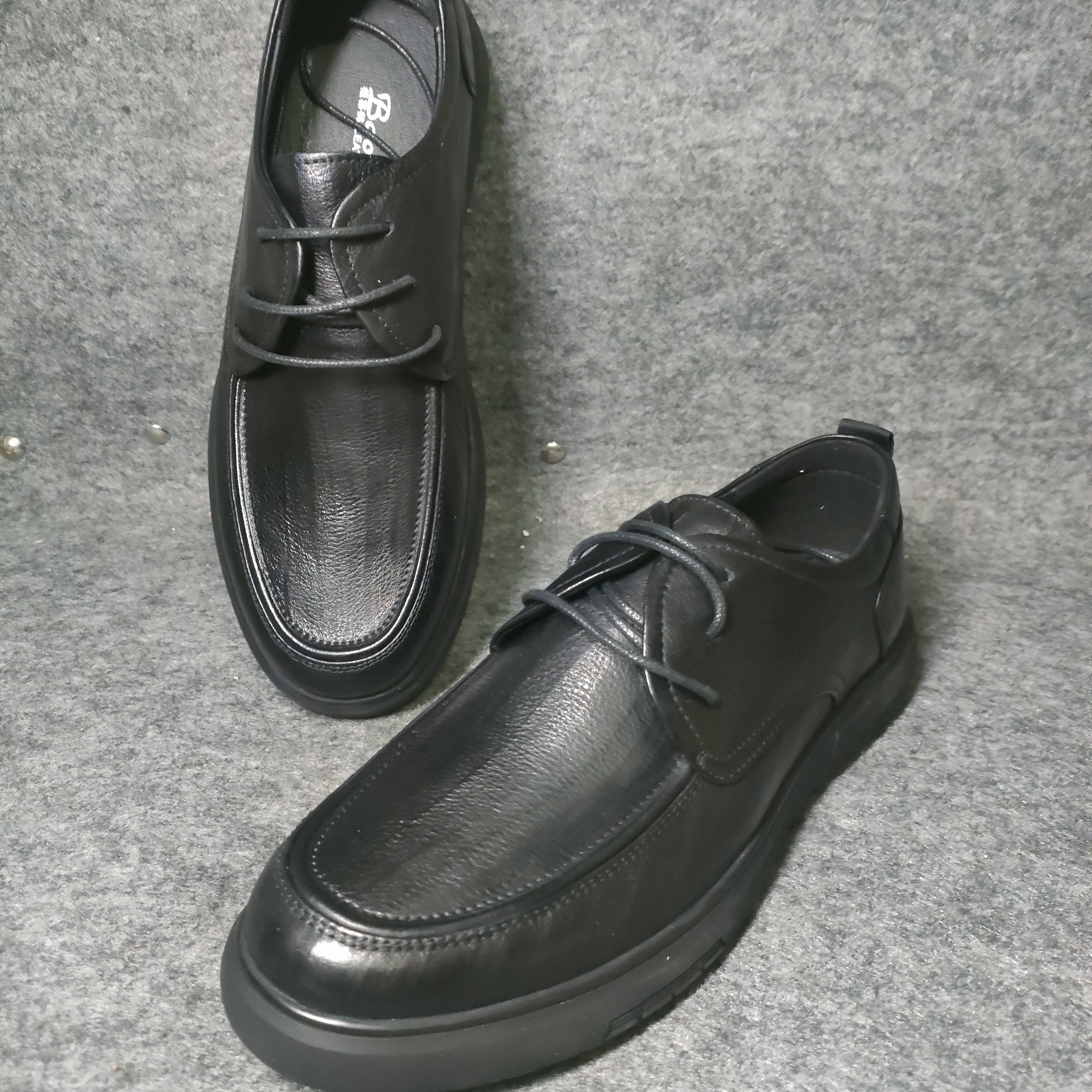 头层牛皮商务休闲男皮鞋舒适透气橡胶底新款爆款百搭时尚黑色