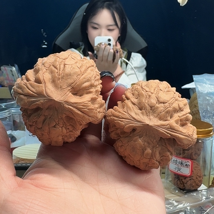 空***空吊坠桃核龙鼎51尺