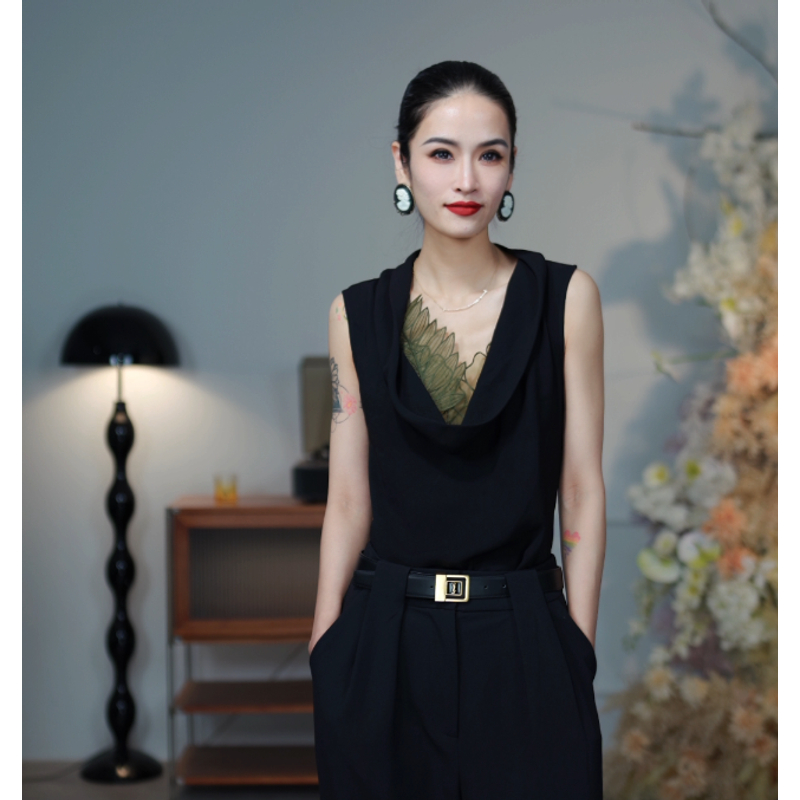 CHENG.程2店【且听风吟】设计款无袖荡领醋酸微透时尚背心上衣