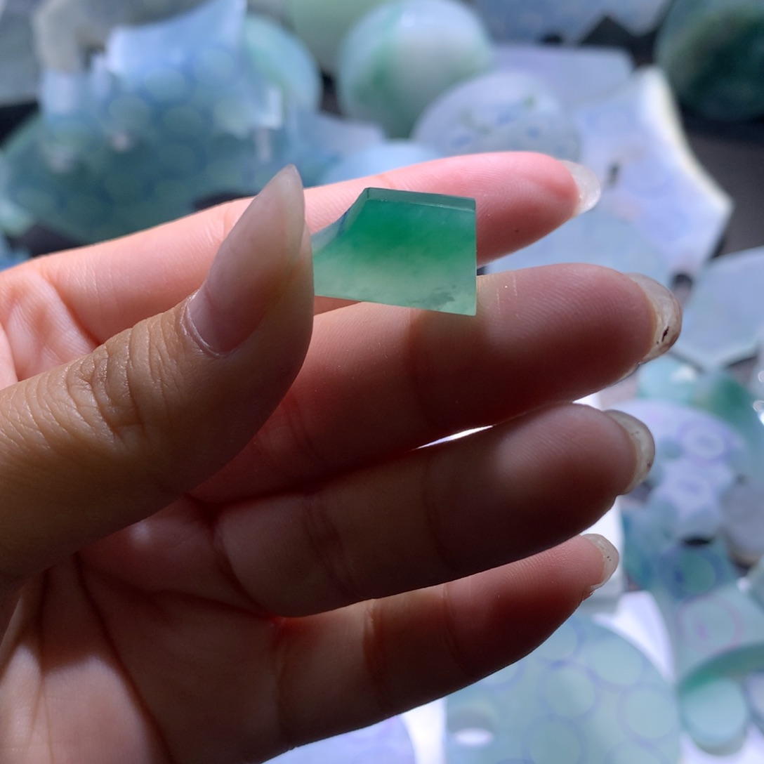 定制翡翠未镶嵌福利