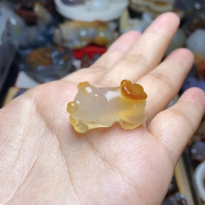 玛瑙/玉髓未镶嵌颈饰、***贝