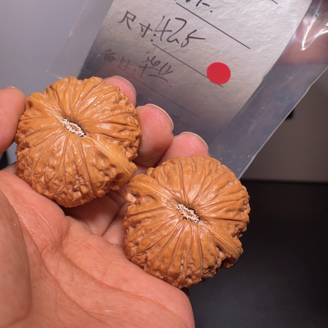 文玩核桃吊坠文玩核桃