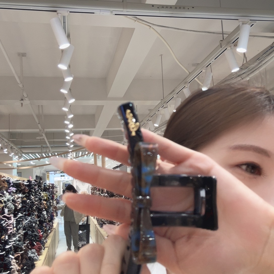 皮质铁合金蓝咖色蝴蝶结大抓