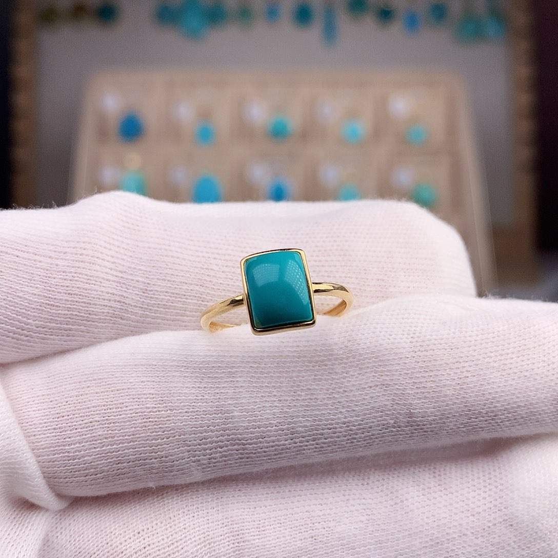 绿松石颈饰18K金镶嵌