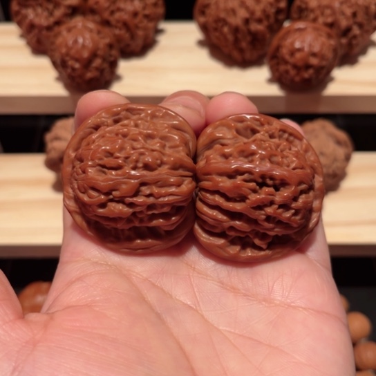 文玩核桃吊坠四座楼