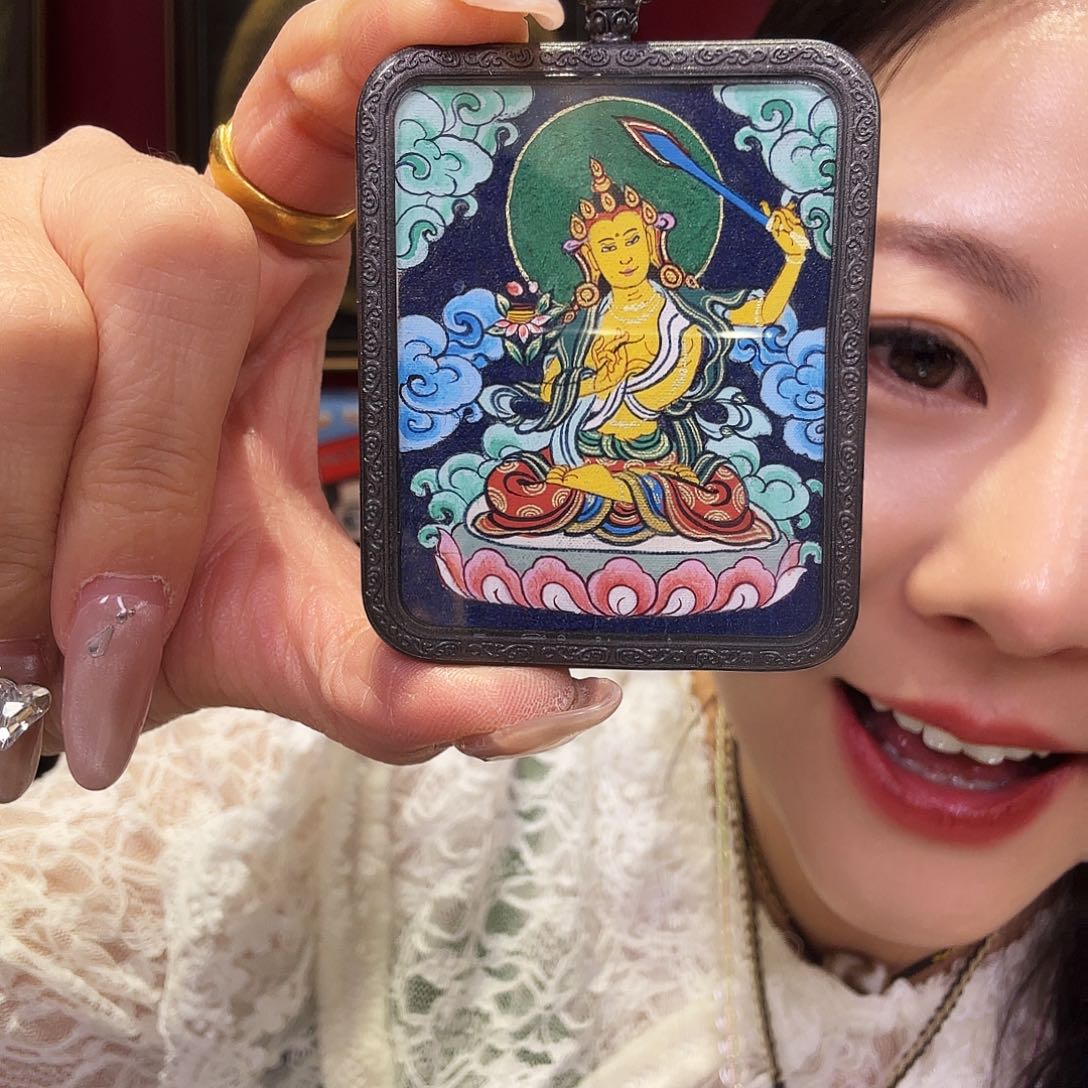 装裱画啥*意文殊一个带壳子