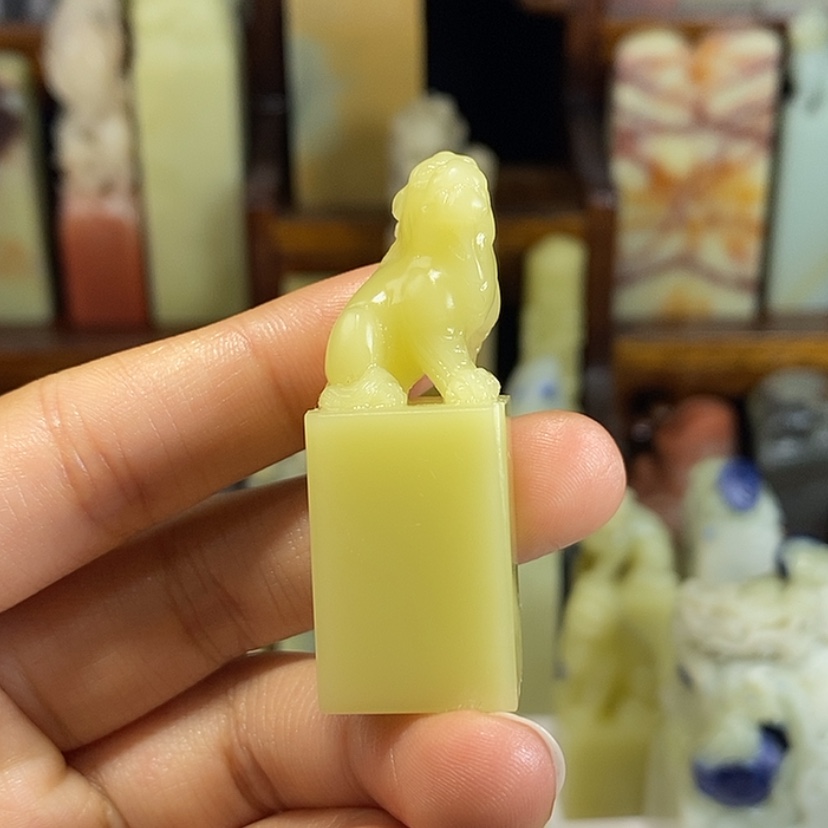 【闪购商品】青田石印石凡**语