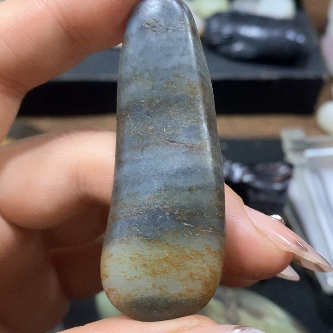 颈饰未镶嵌和田玉（子料）