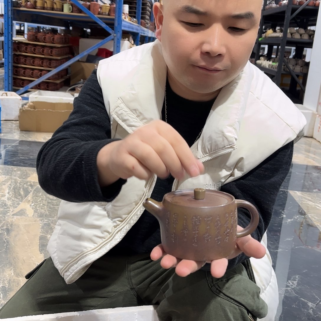 茶壶紫砂tomomowomeno