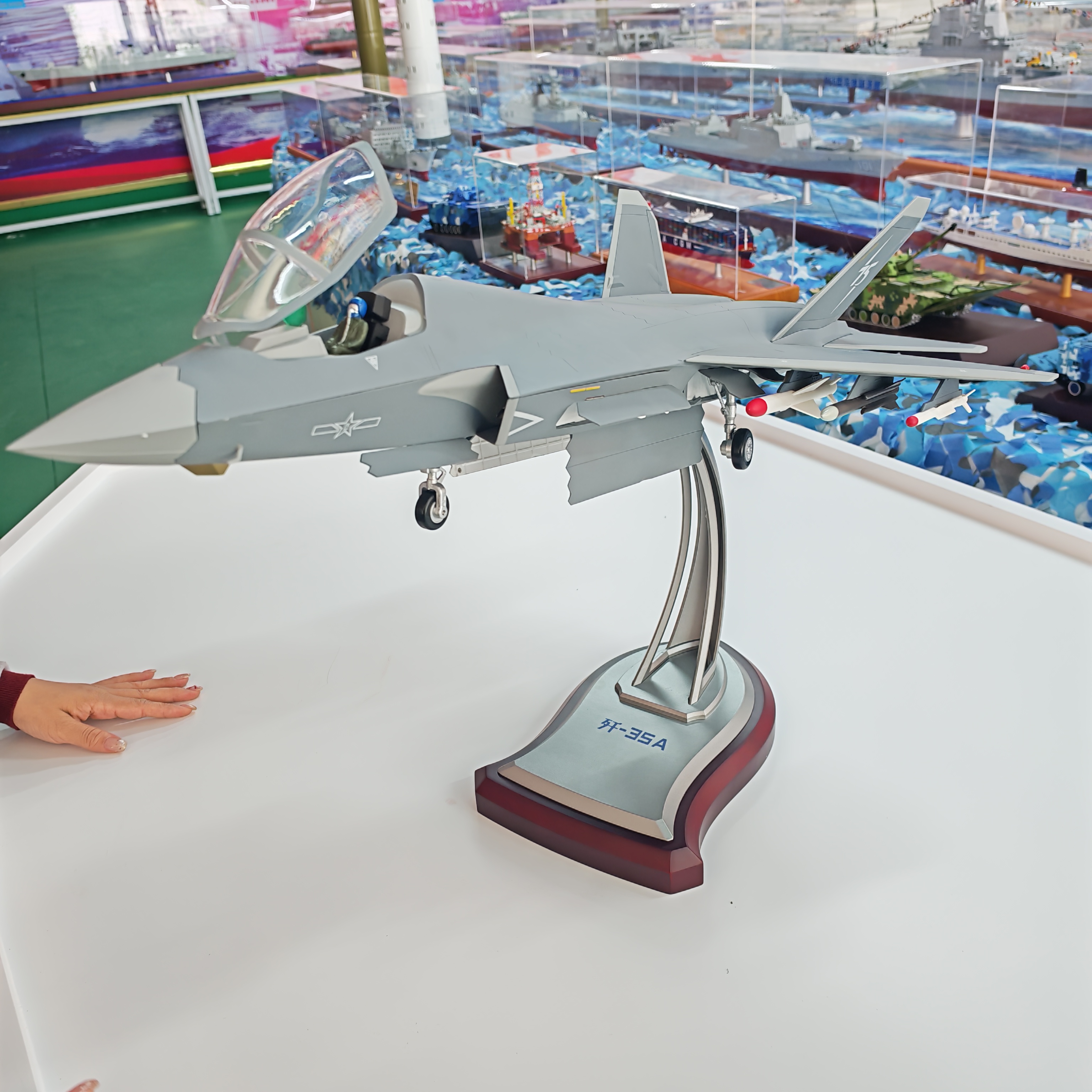 1/24歼35A战斗机高仿真合金模型成品航母舰载机金属摆件