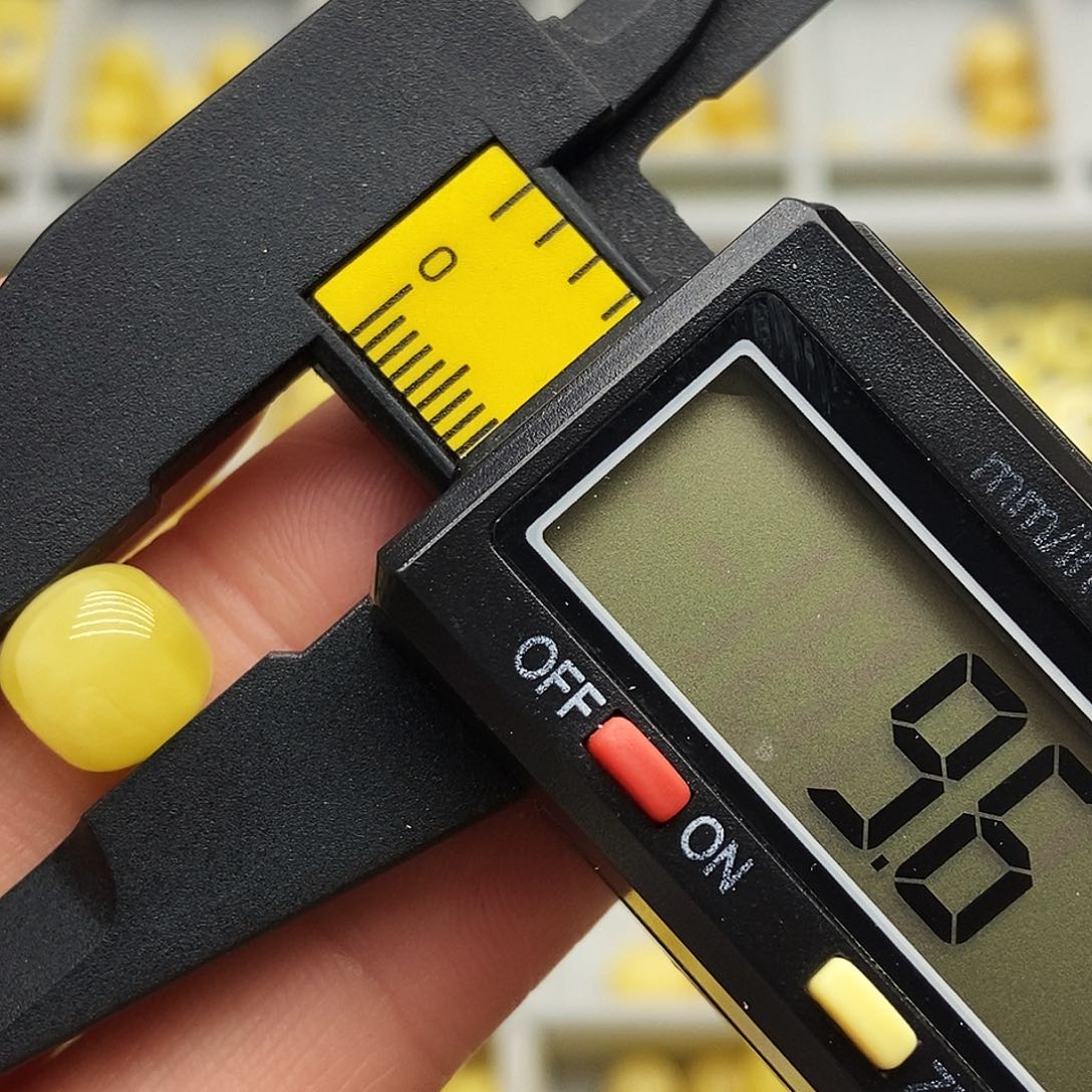 蜜蜡珠宝奇石未镶嵌2339