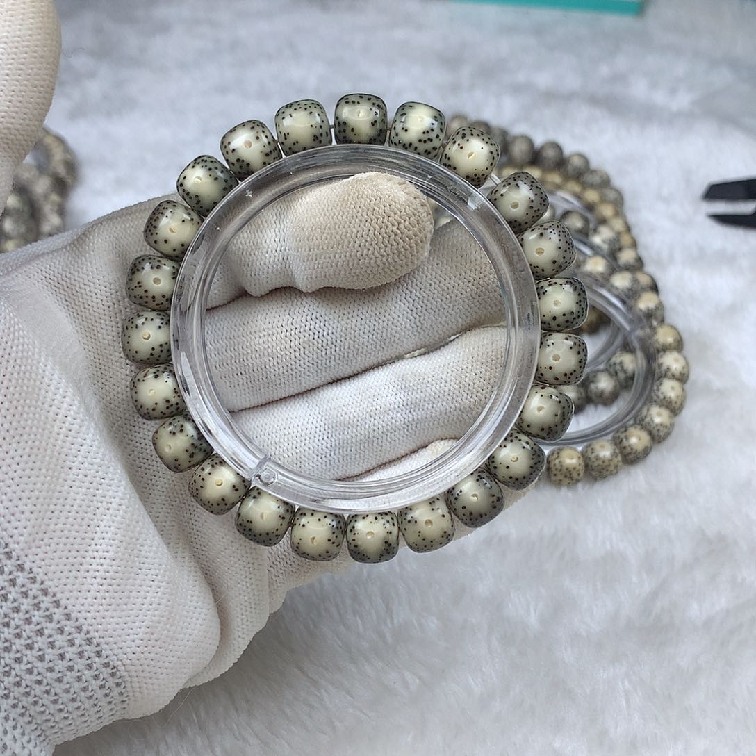 星月菩提手串8号精品绿冰留白10×9