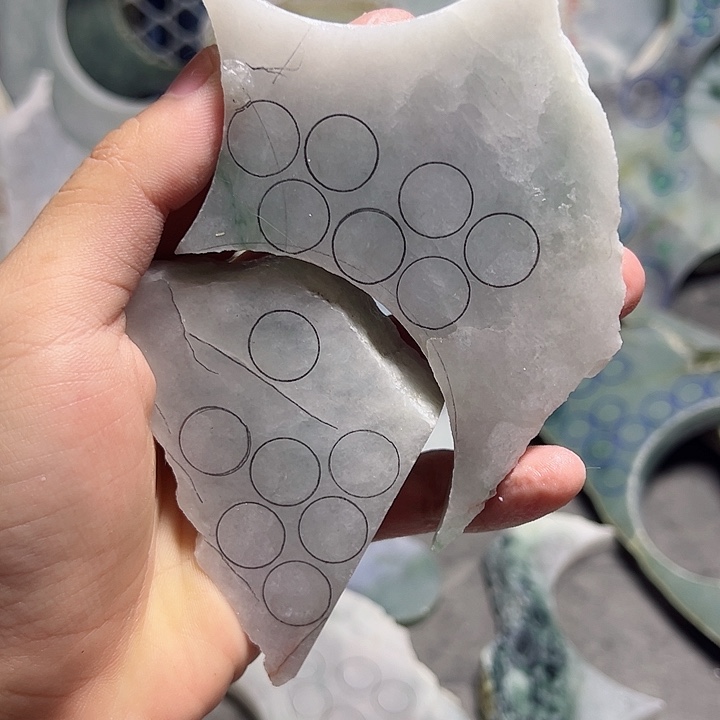 黎***云翡翠未镶嵌颈饰纯天然缅甸翡翠