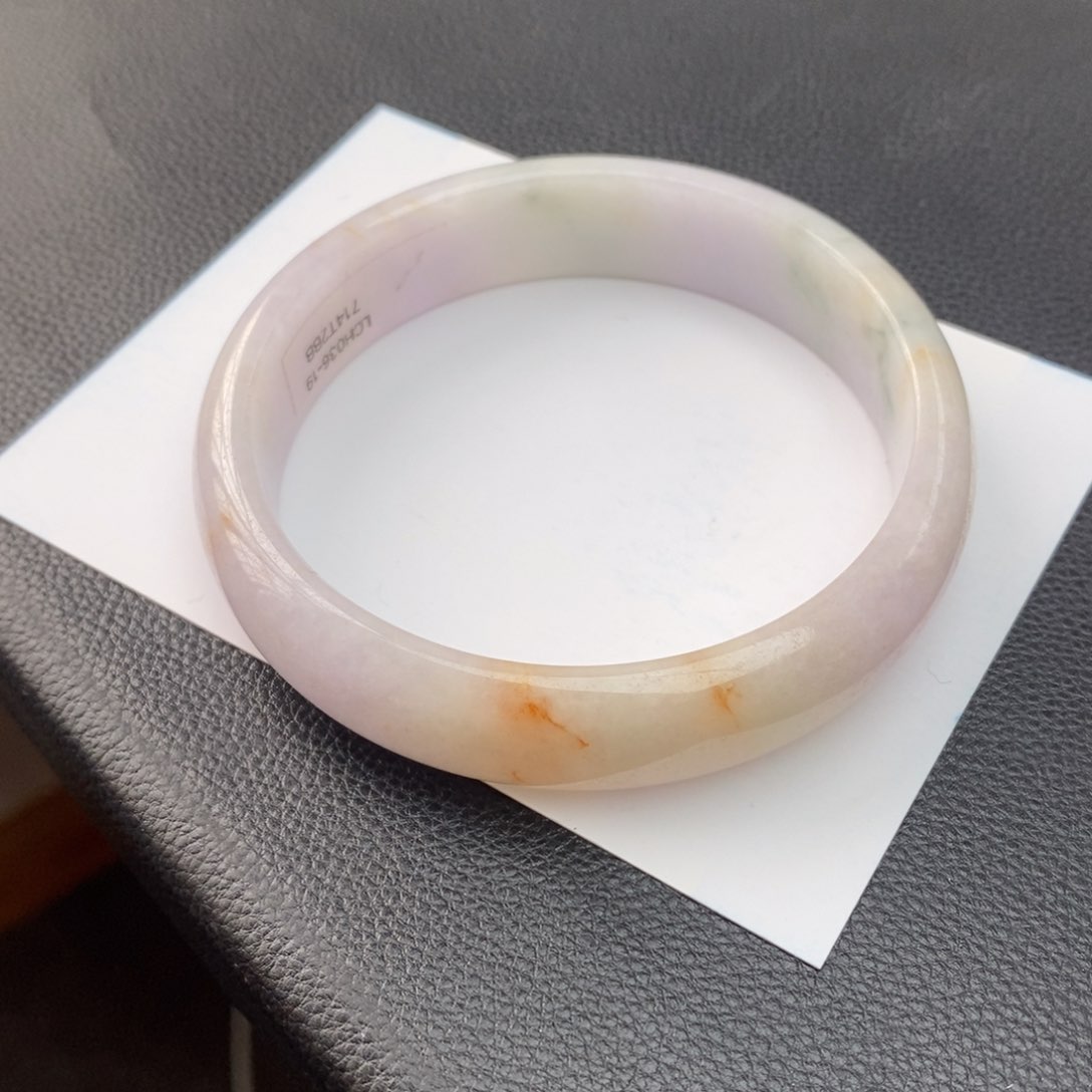 翡翠手镯未镶嵌天然翡翠手镯2