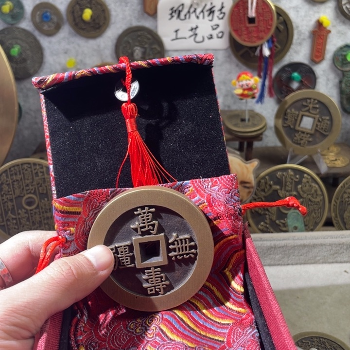 铜现代仿制工艺品