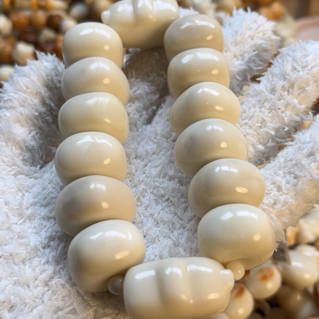 菩提根/象牙果吊坠11.23.2双排藏扣奶豆腐瑕疵