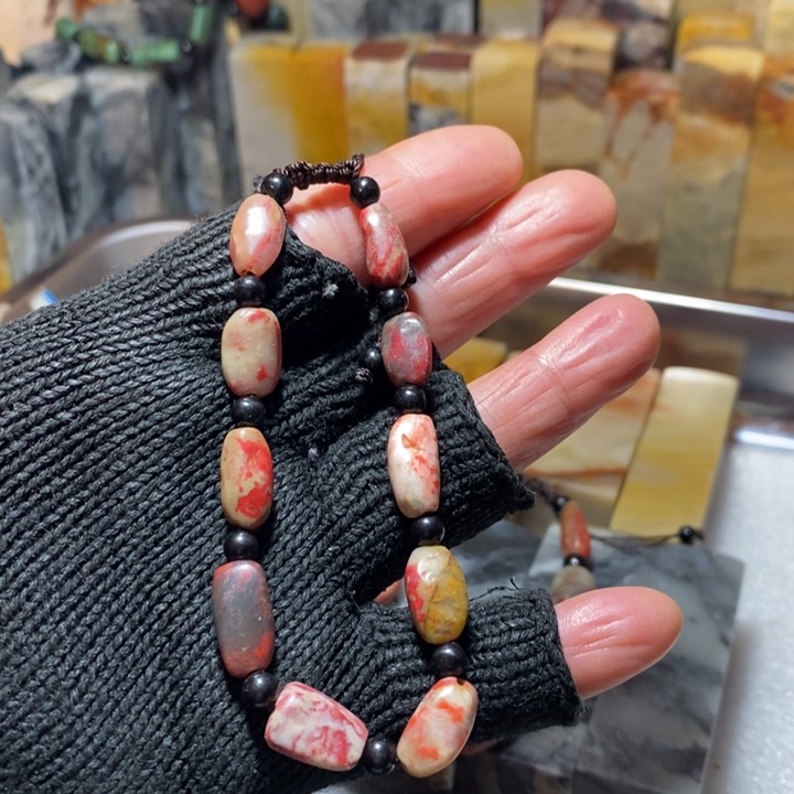 昌化鸡血石小鸡血手串