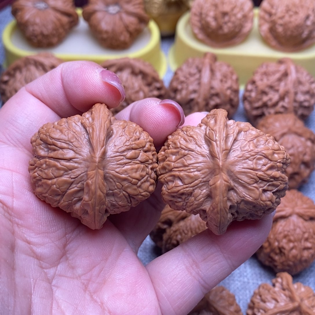 文玩核桃把件毕业血麒麟39.9尺全品