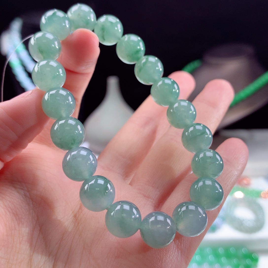 翡翠颈饰未镶嵌卡10mm