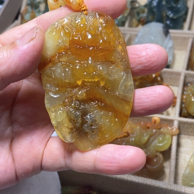 【闪购商品】未镶嵌蛇纹石玉颈饰