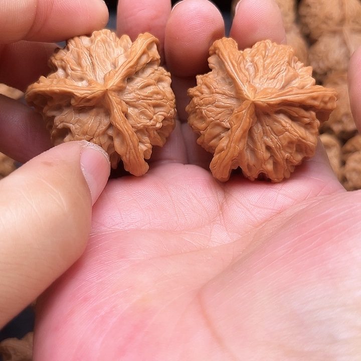 文玩核桃吊坠我想要