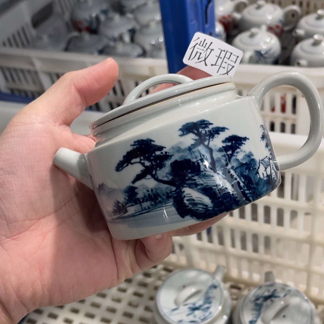 釉下手绘茶具微瑕