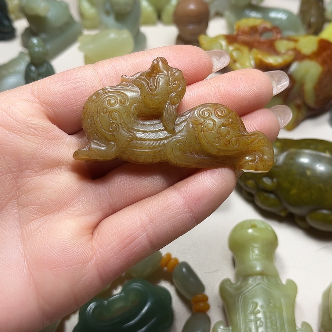 白玉菩提吊坠白玉菩提吊坠