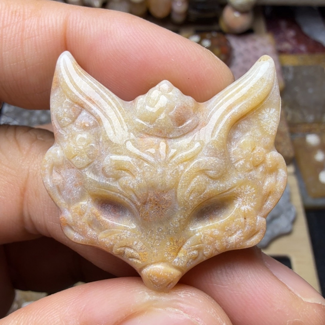 硅化玉未镶嵌纯天然色有机玉石保真色
