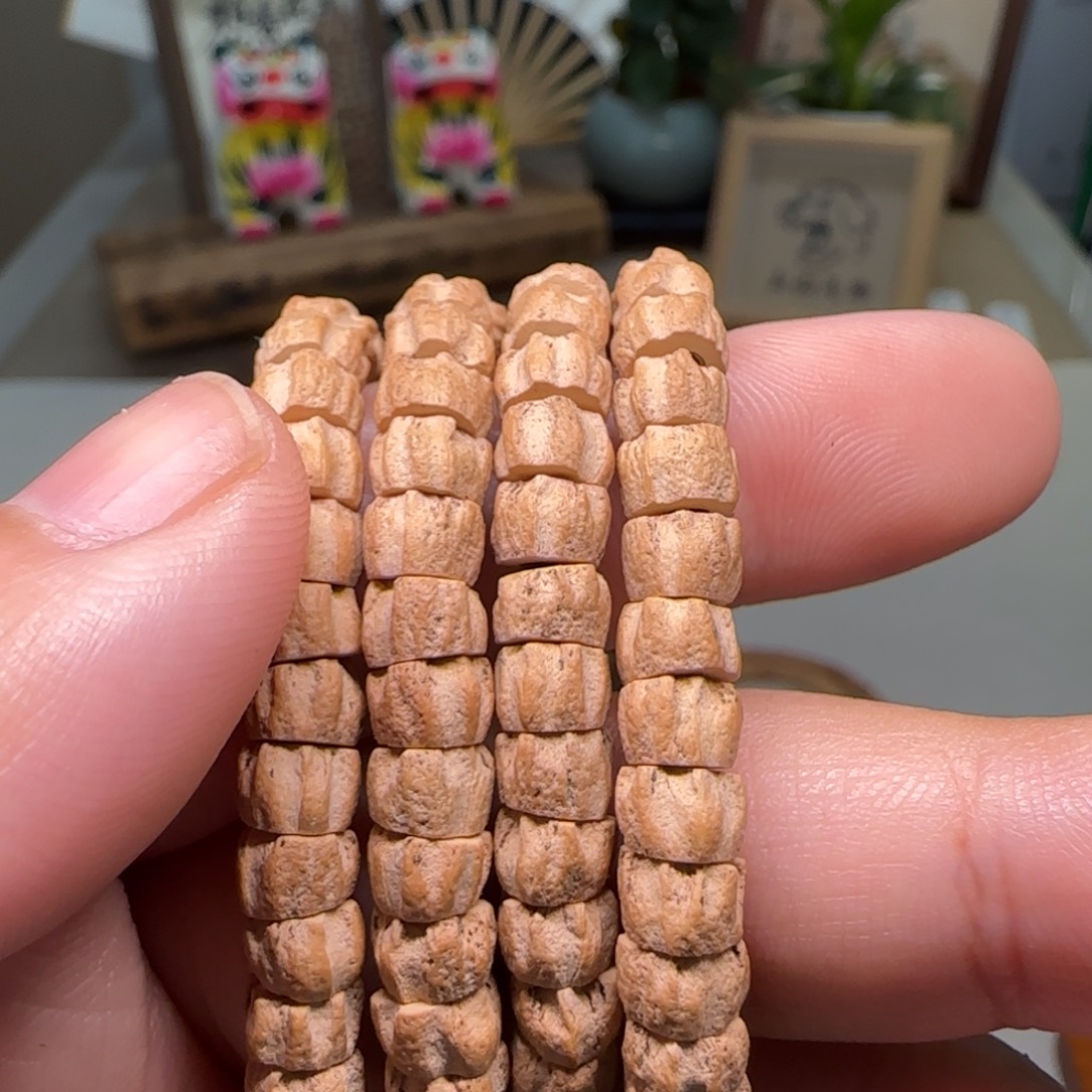 X***越柏香籽/百香籽手串
