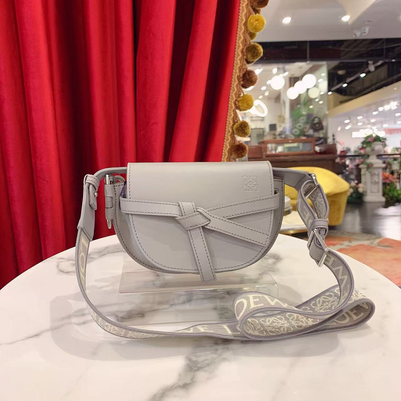 95新 LOEWE/罗意威 GGS罗意威gate小号宽肩带灰色银扣37815642