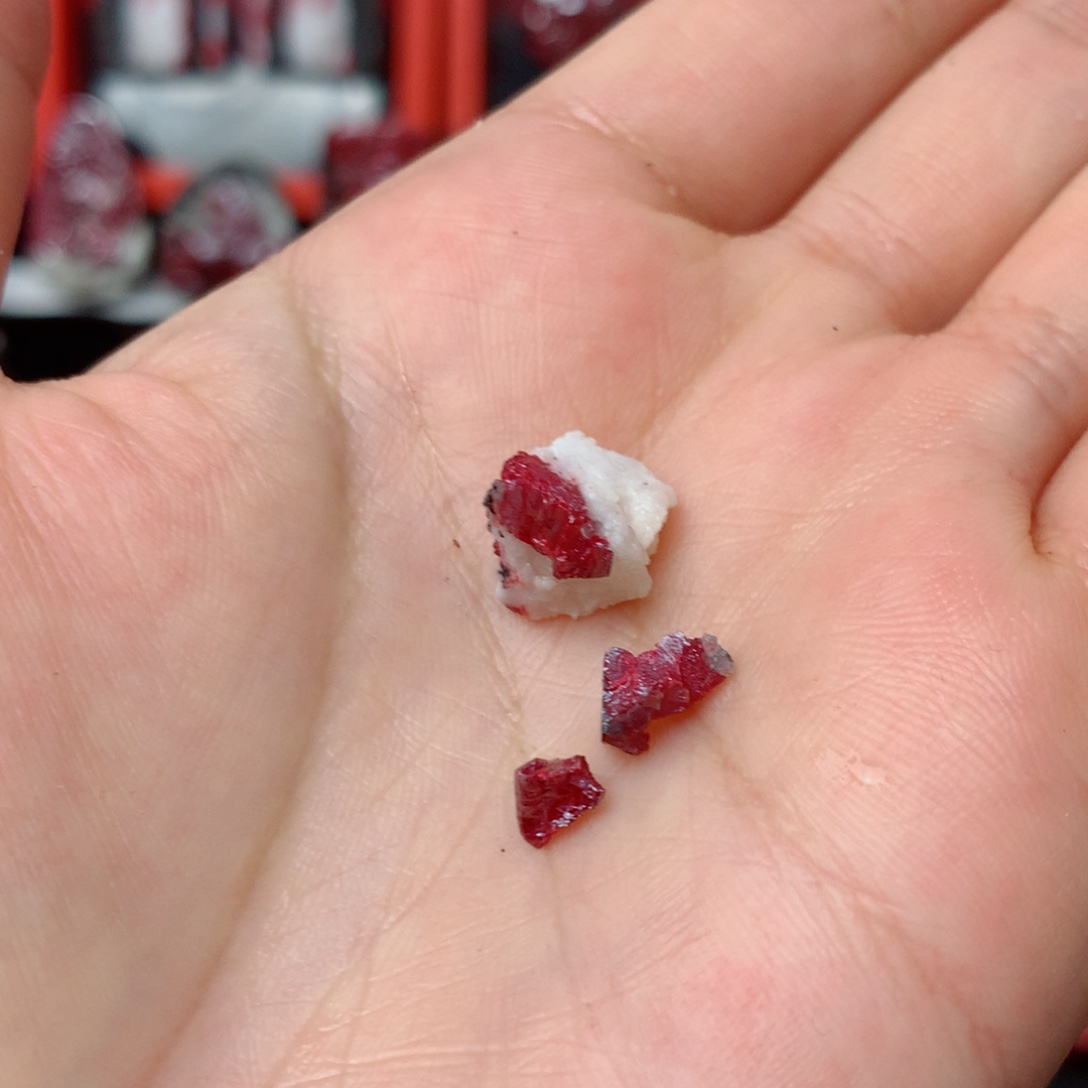 天然辰砂天然毛石