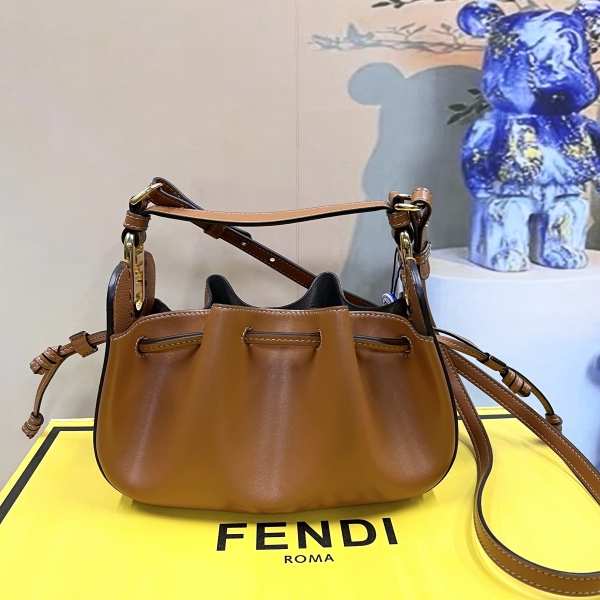 95新/包包/芬迪/250130EL0002