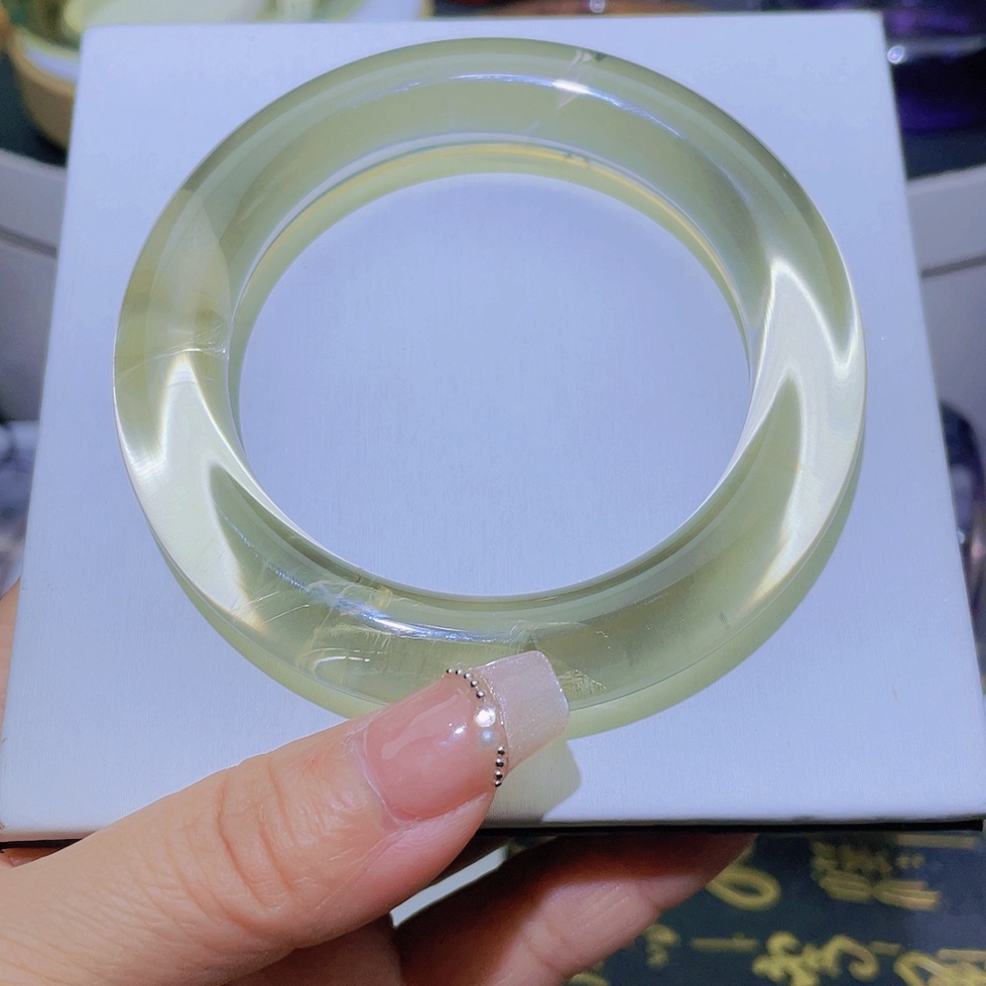 水晶手镯未镶嵌天然黄水晶福利款56