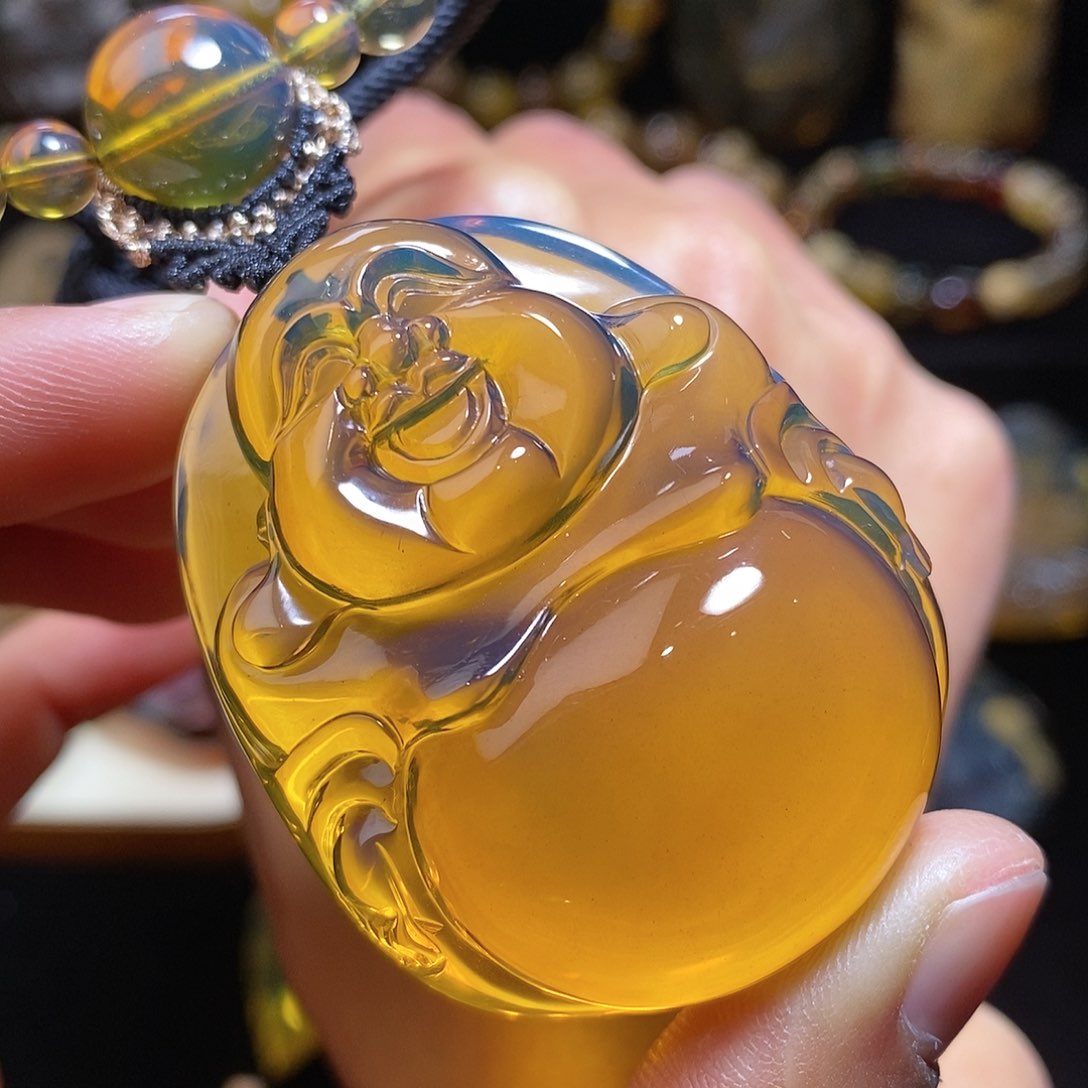 琥珀颈饰未镶嵌37.5克金珀饱满佛公