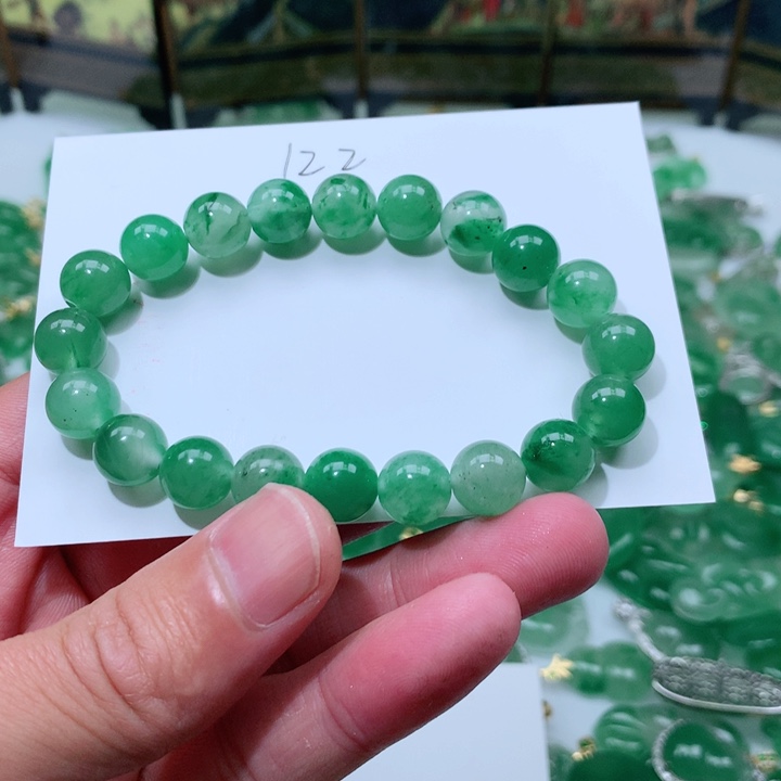 石英质玉颈饰未镶嵌