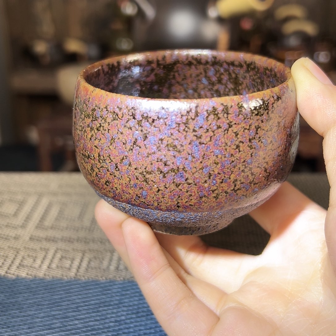 纯手工制作的紫金色