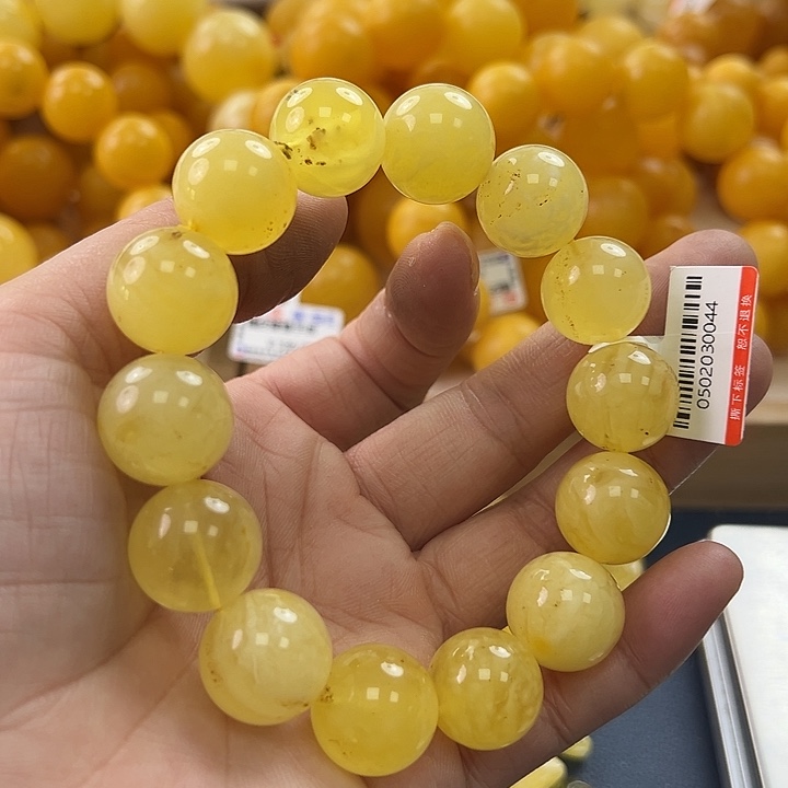 未镶嵌琥珀珠宝奇石