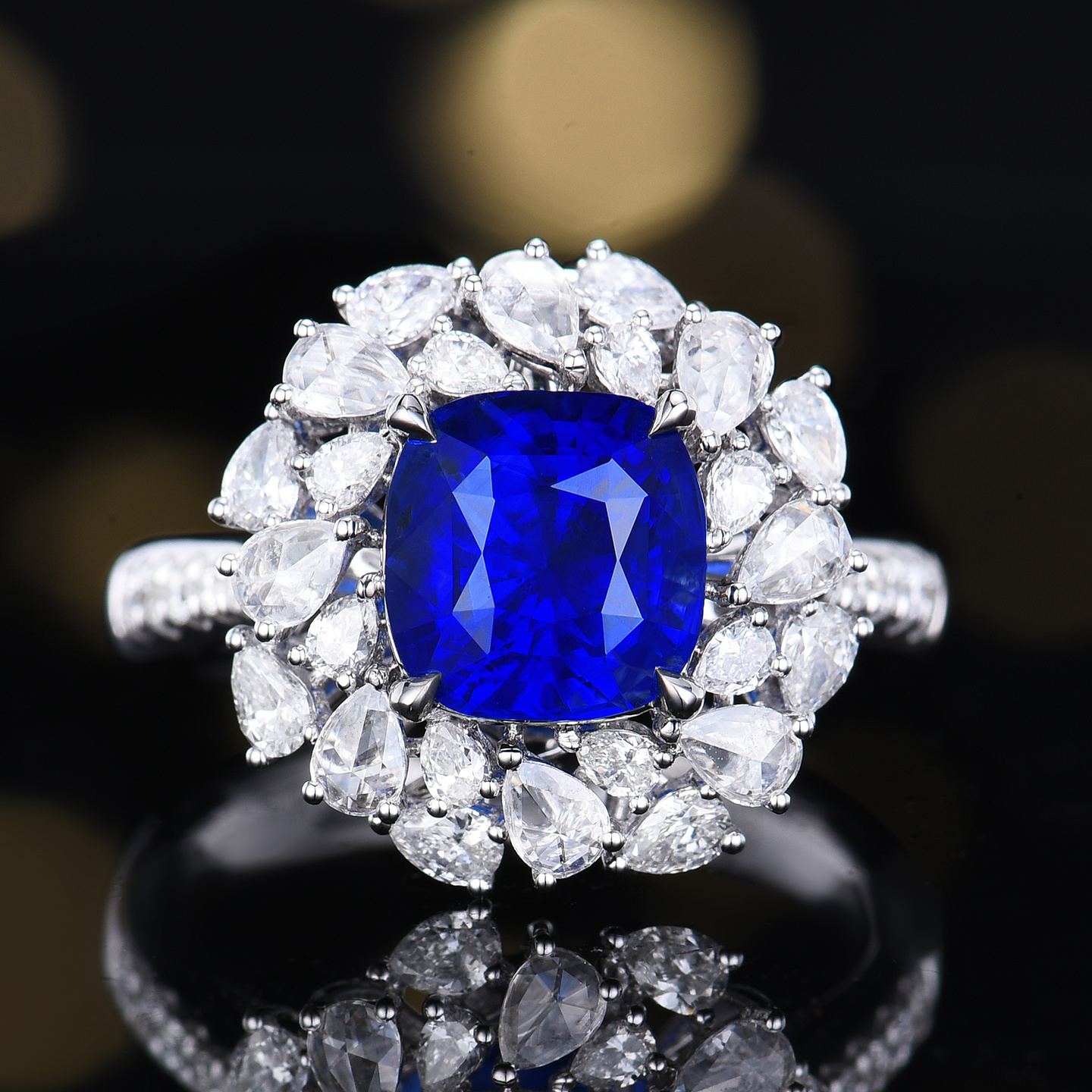 璀璨如华 主石3.73克拉，不含链子，18k金皇家蓝蓝宝石戒指