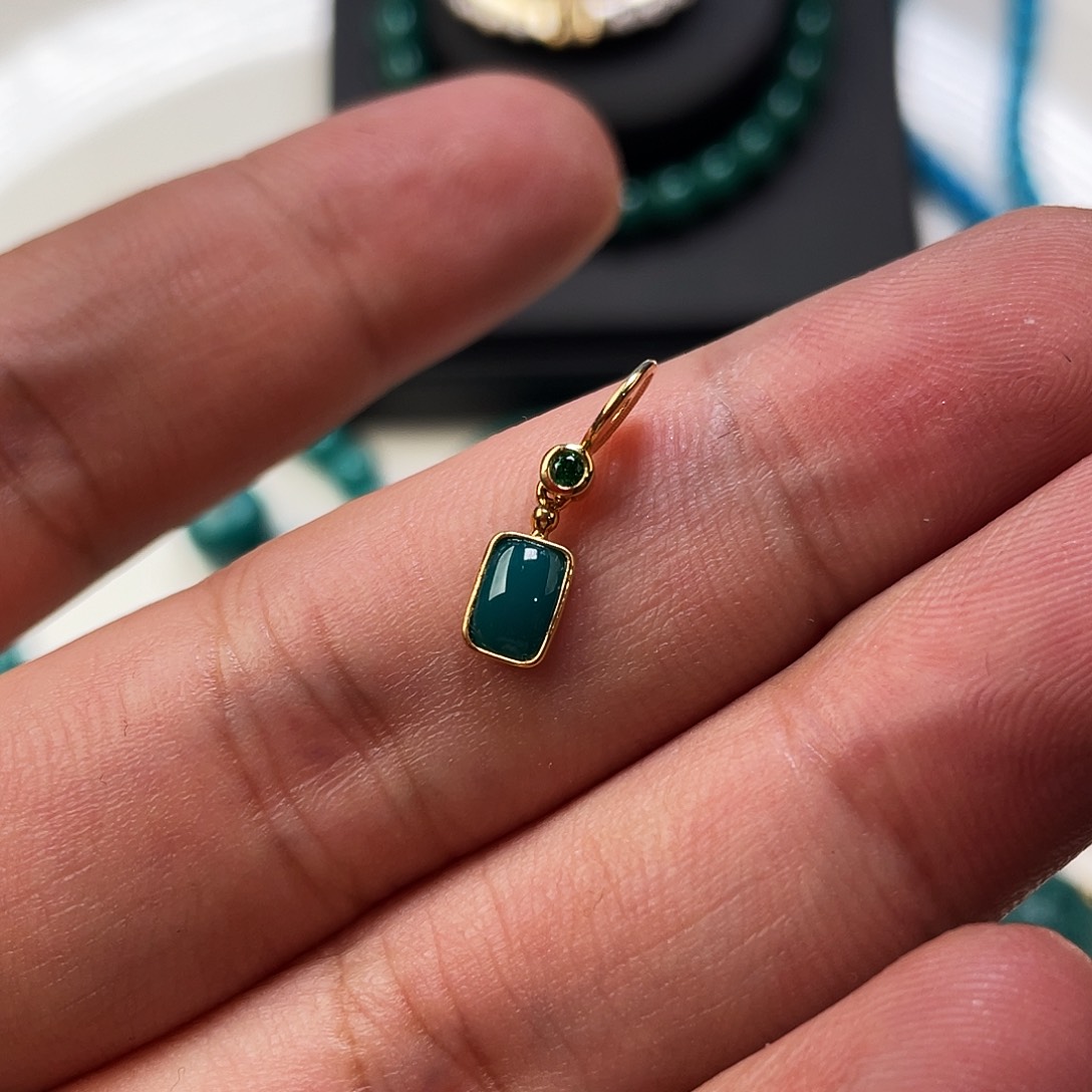 绿松石18K金镶嵌提溜